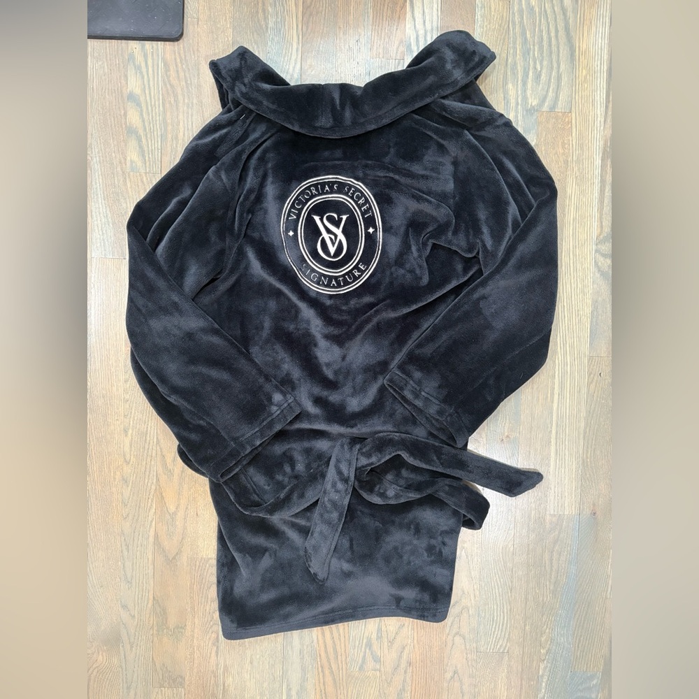 Victoria's Secret Black Signature Robe